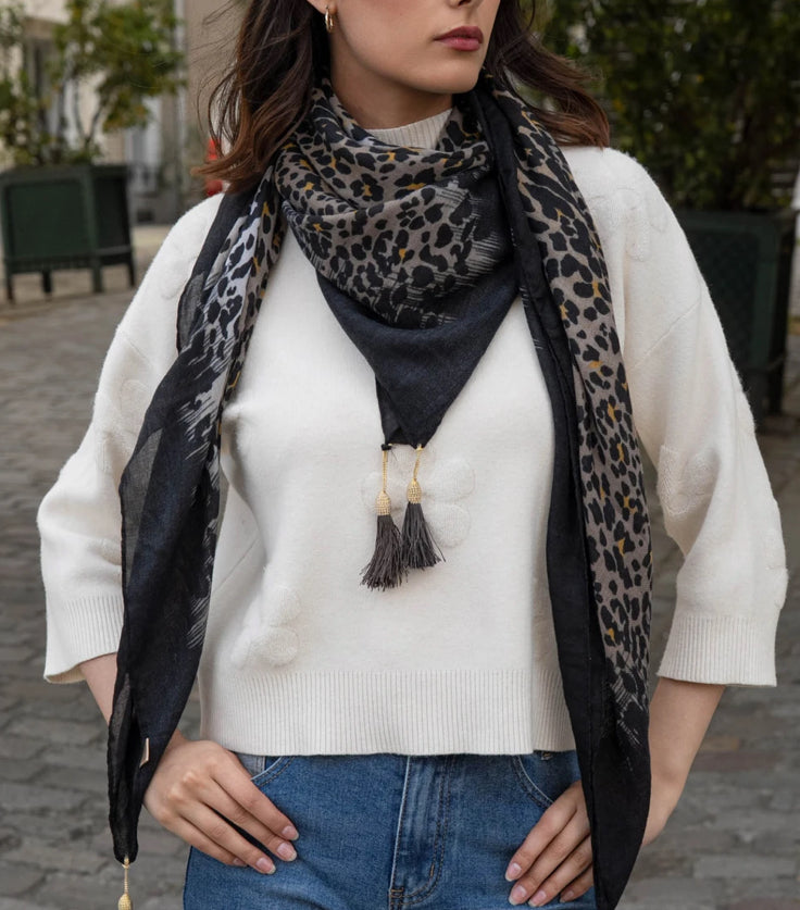 Foulard léopard Céline