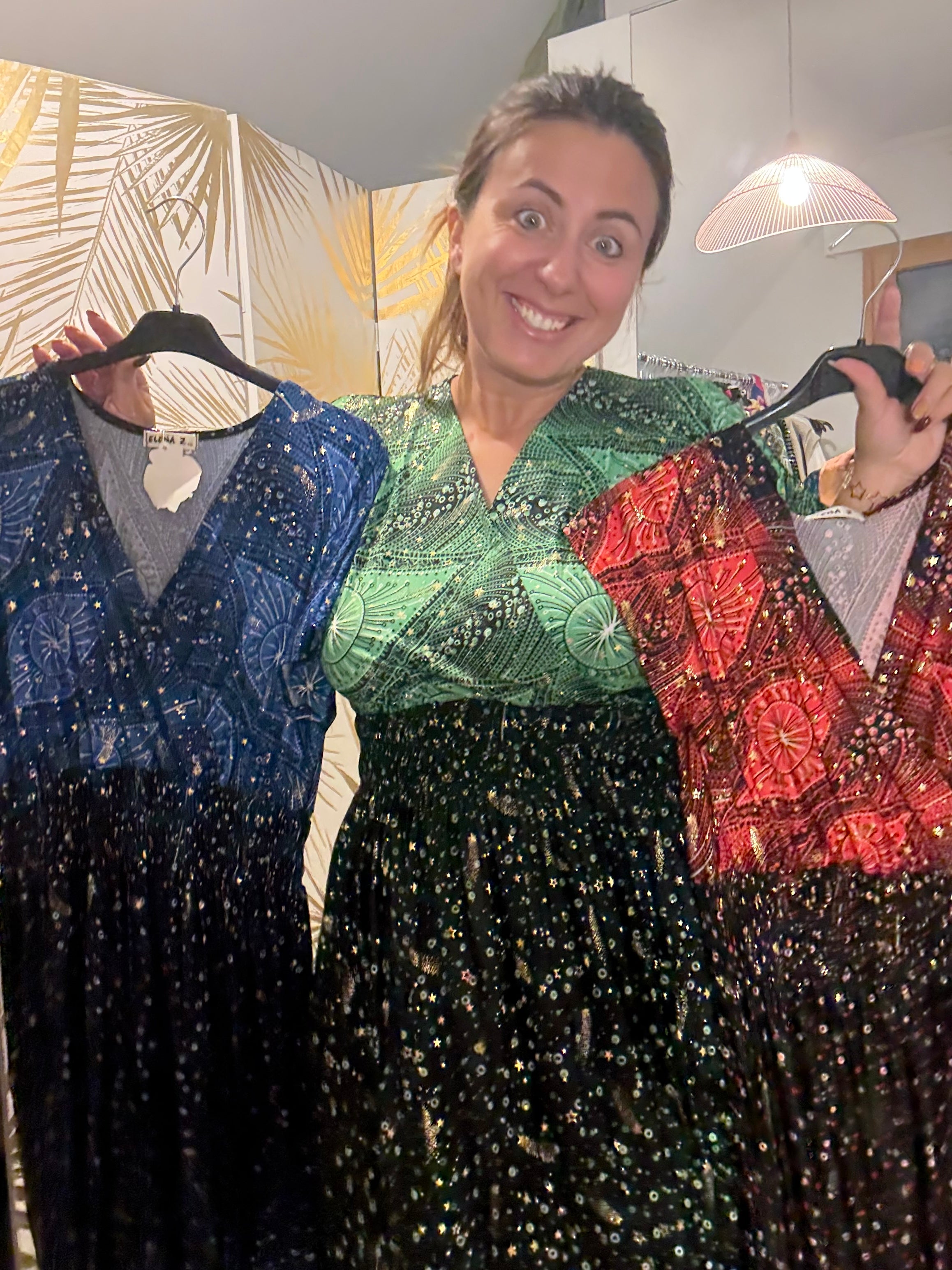 Robe magique verte à étoiles