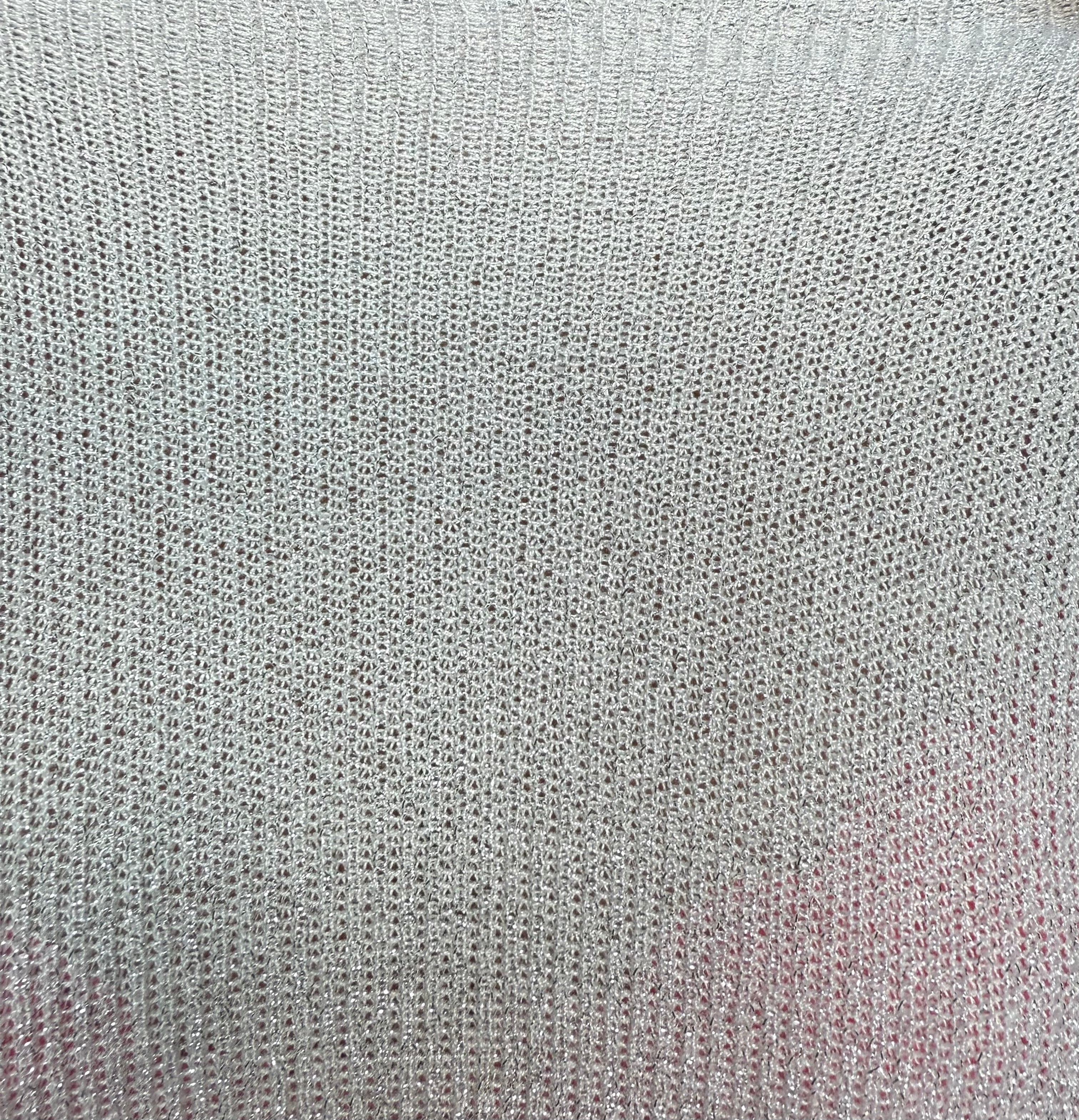 Débardeur blanc avec fils argenté