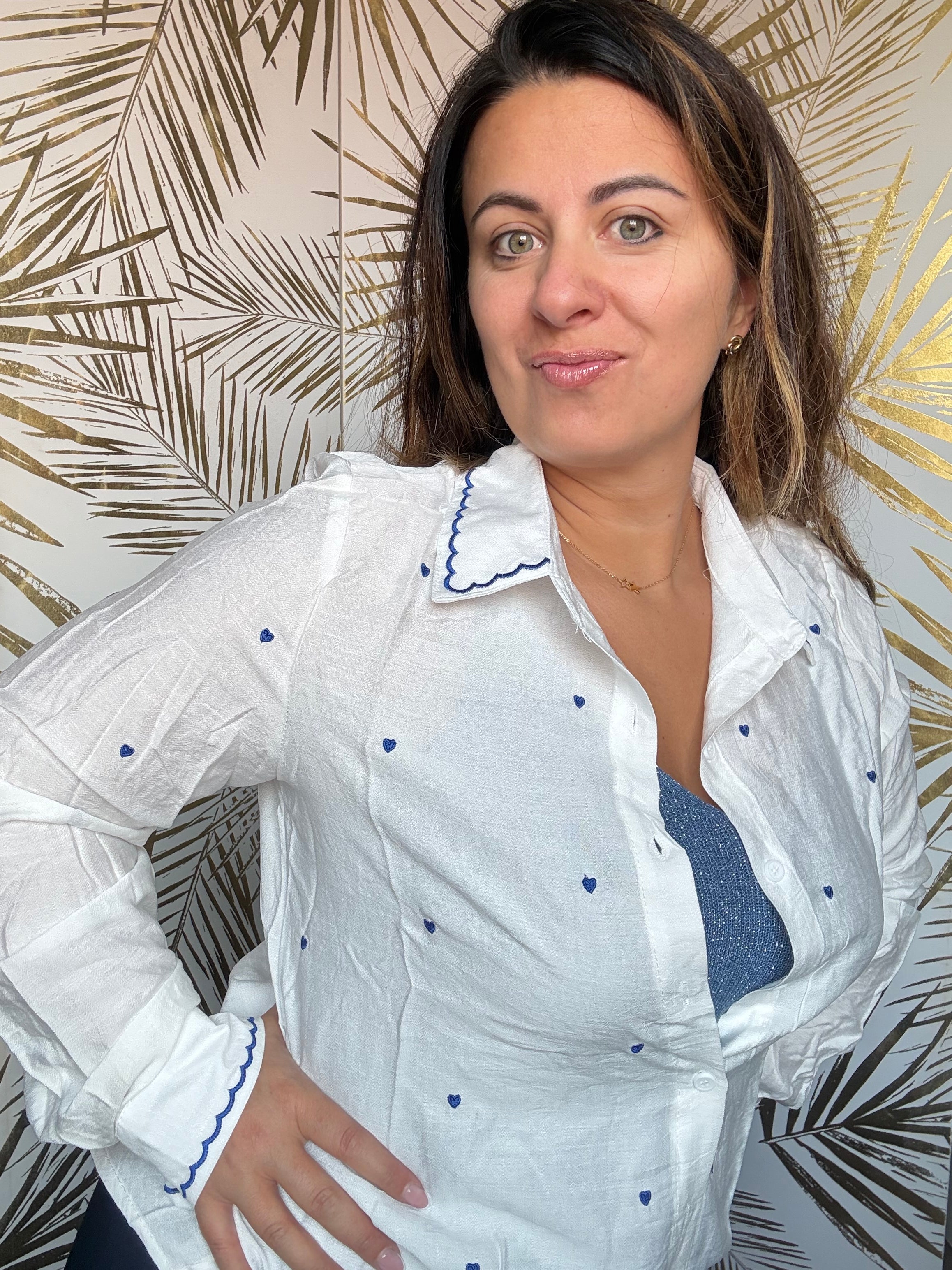Chemise chic à cœurs