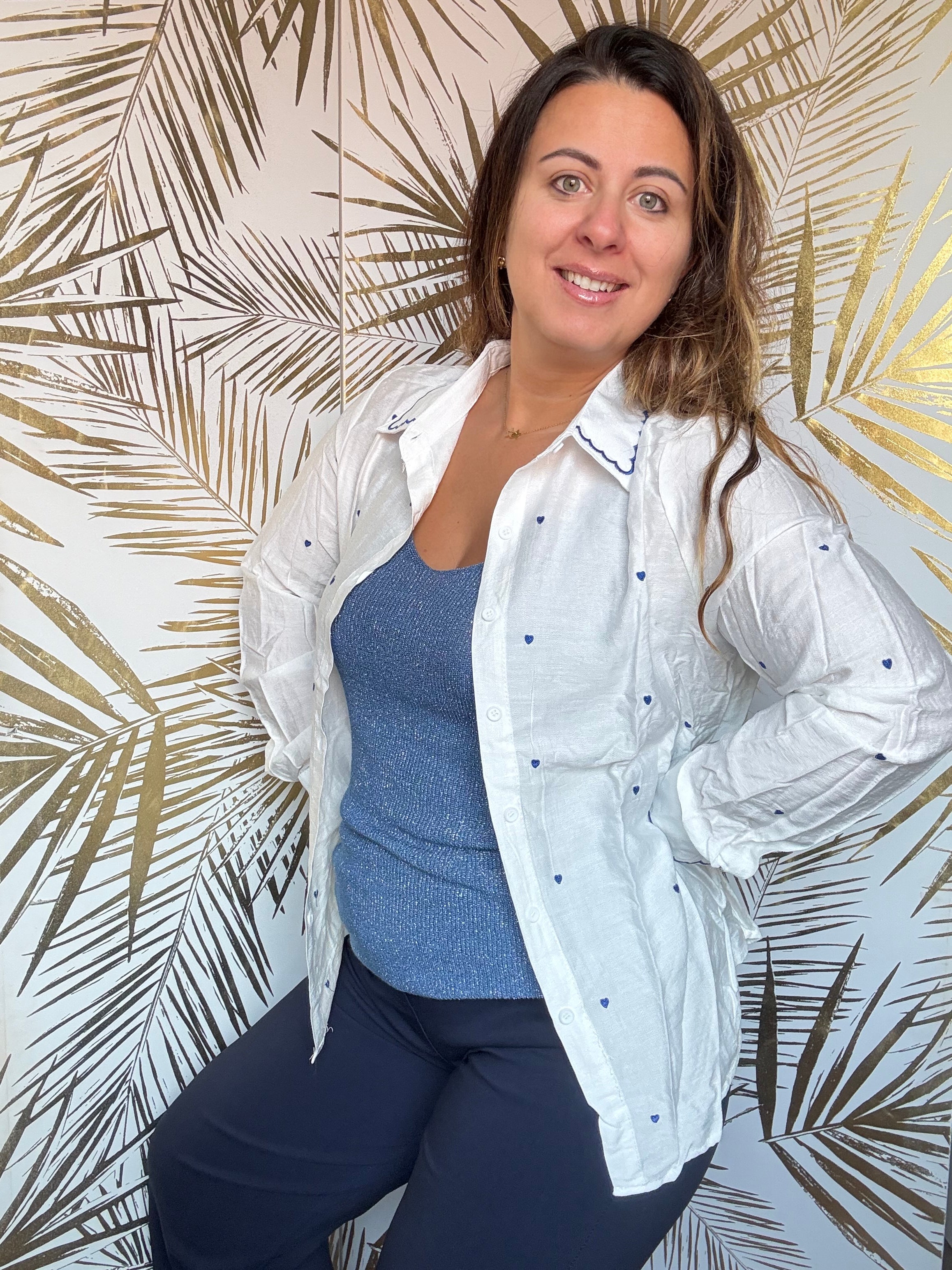 Chemise chic à cœurs