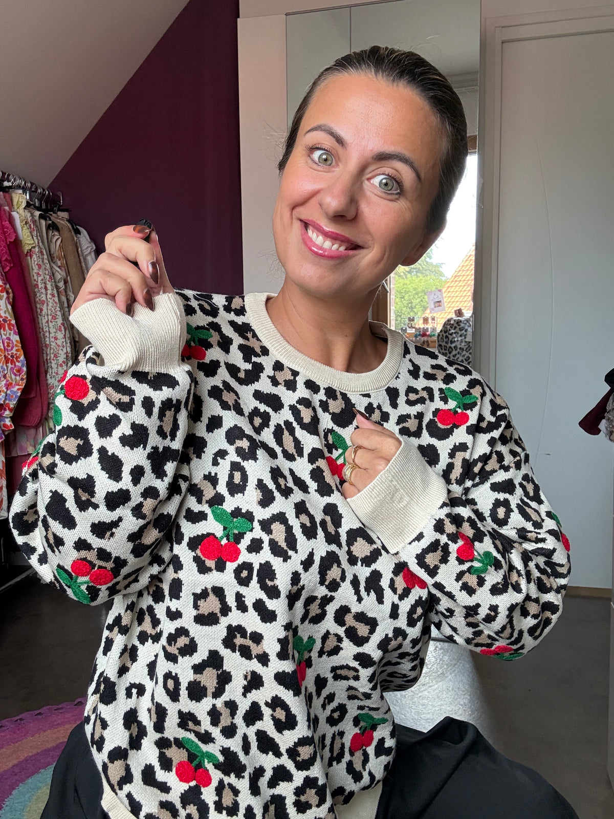 Pull cerise Léo