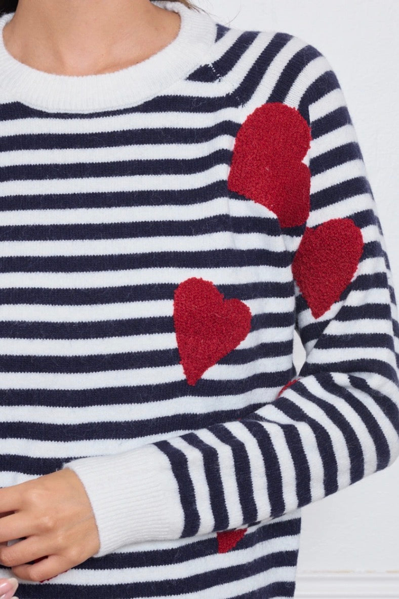 Pull marin à cœurs