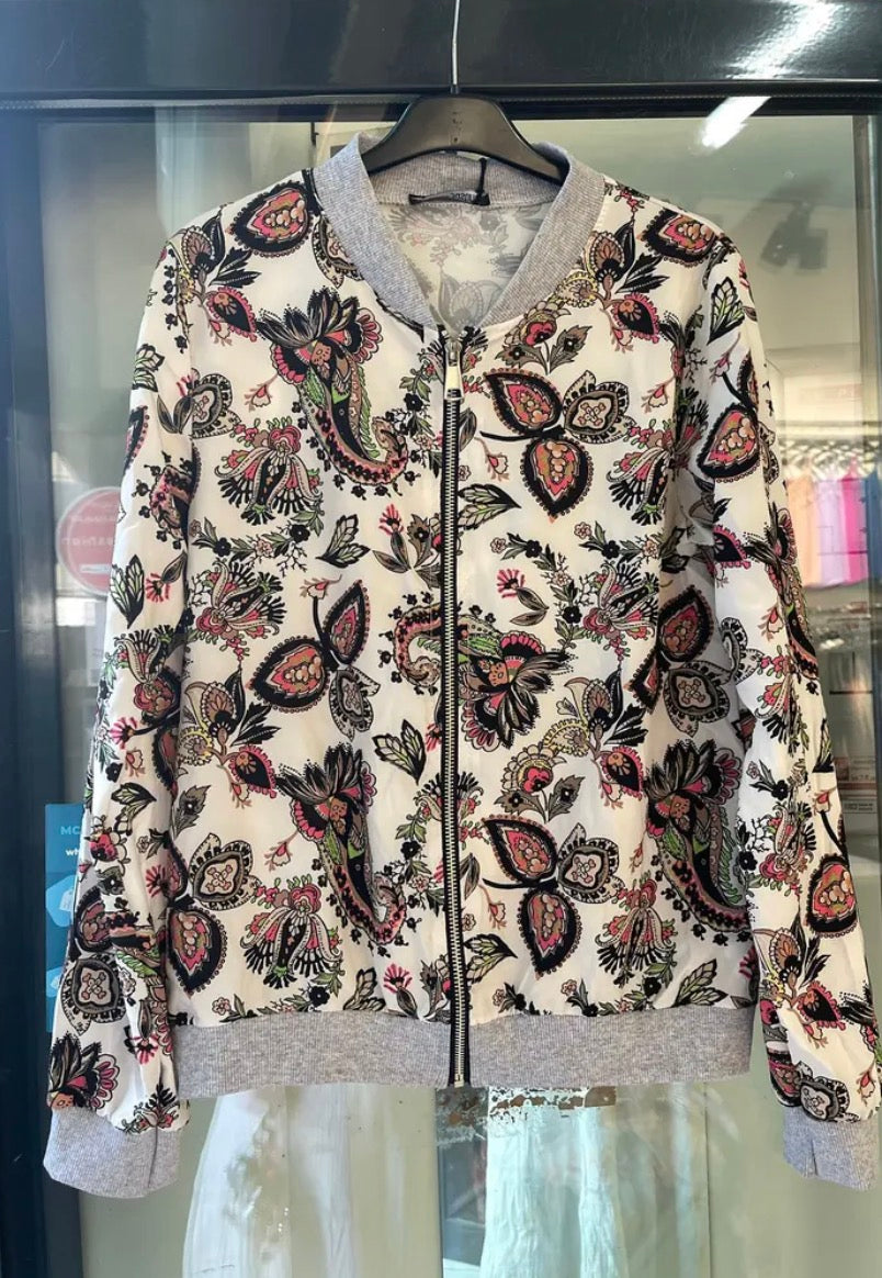 Bomber fleuri